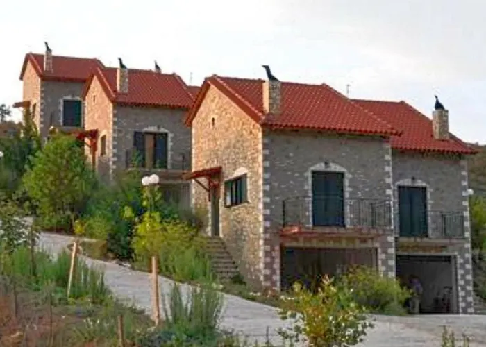 All Seasons Πέτρινες Παραδοσιακές Κατοικίες